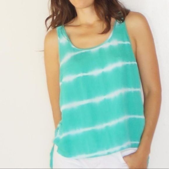 Tea n Cup Green & White Tie Dye Caged Back Sleeveless Top with Fringe - Picture 3 of 8
